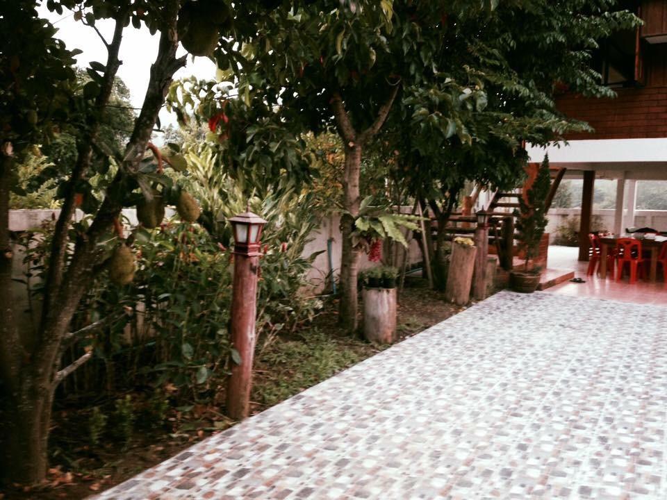 Pimpa House Hotel Ban Hua Nam Mae Sakut Luaran gambar